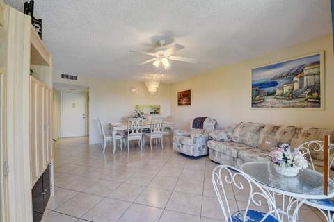5370 Las Verdes Circle #324, Delray Beach FL - photo 11 of 47
