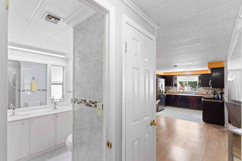 2 bedroom Mobile Home at 2961 SW 52nd Terrace, Everglades Lakes, Davie — photo 5