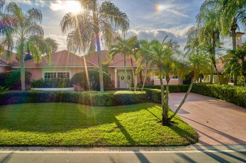 3 bedroom Single Family Residence at 70 Cayman Place, The Island at PGA National, Palm Beach Gardens — photo 1