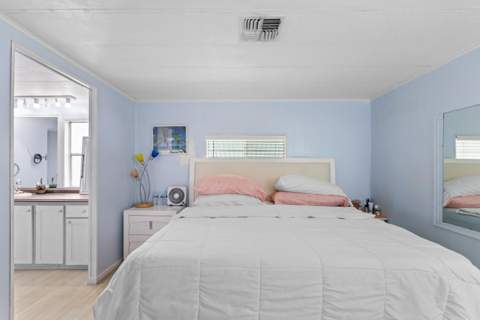 2961 SW 52nd Terrace, Davie FL - photo 6 of 47
