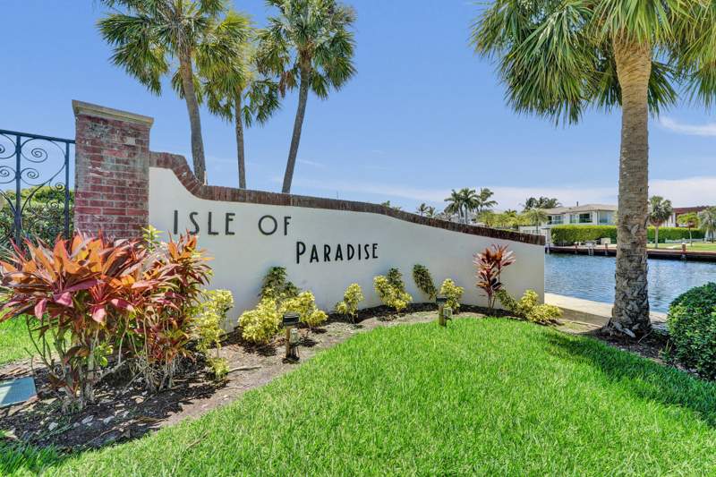 2 bedroom Stock Cooperative at 455 Paradise Isle Boulevard #305, Isle Of Paradise Co-Op F, Hallandale Beach — photo 2