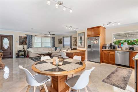 1650 NE 3rd Avenue, Delray Beach FL - photo 6 of 27