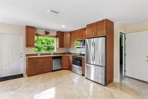 1650 NE 3rd Avenue, Delray Beach FL - photo 19 of 27