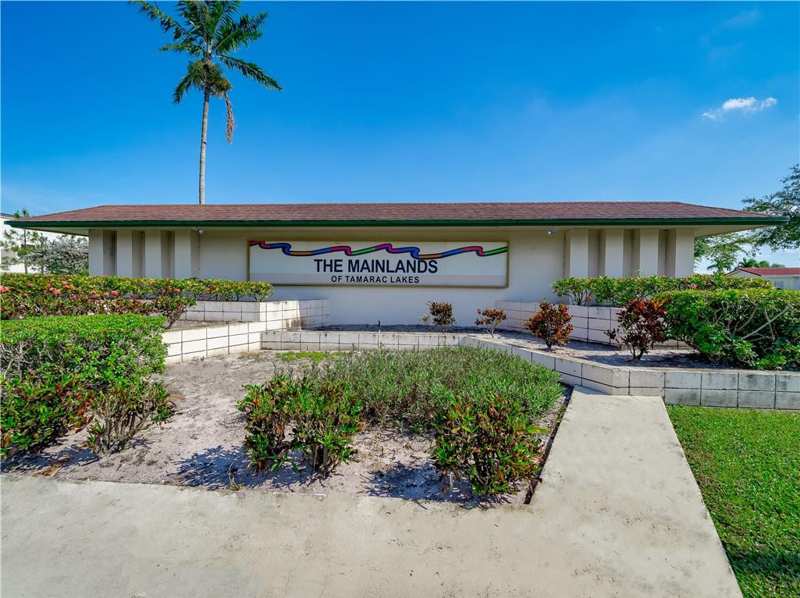 2 bedroom Single Family Residence at 4401 NW 47th Street, Mainlands Of Tamarac Lakes, Tamarac — photo 1
