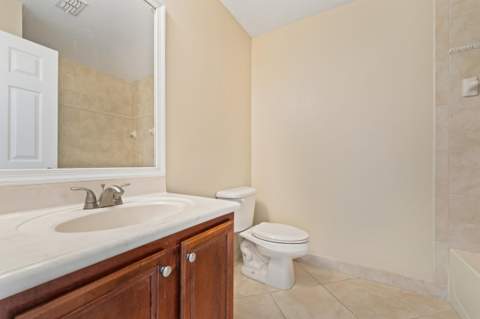 1899 Newport Isles Boulevard, Port St. Lucie FL - photo 10 of 45
