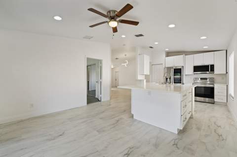 1899 Newport Isles Boulevard, Port St. Lucie FL - photo 22 of 45
