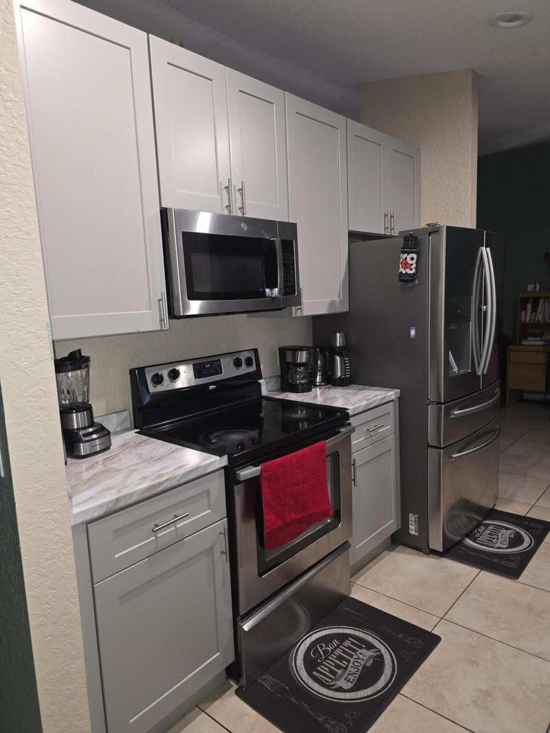 3 bedroom Single Family Residence at 557 SW Baoy Avenue, Port St Lucie Section 22, Port St. Lucie — photo 1