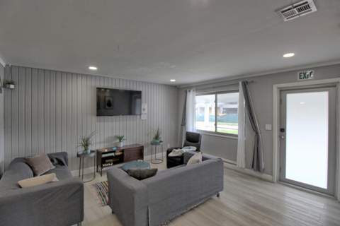 1324 N 24th Avenue, Hollywood FL - photo 10 of 31