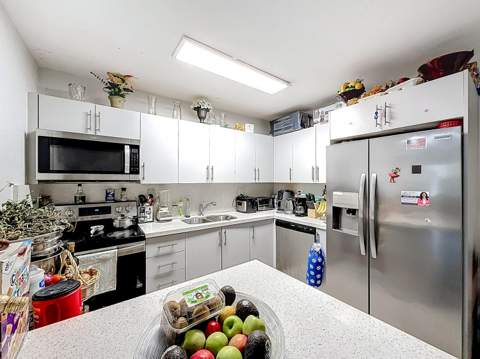 3020 NW 17th Street, Fort Lauderdale FL - photo 10 of 21