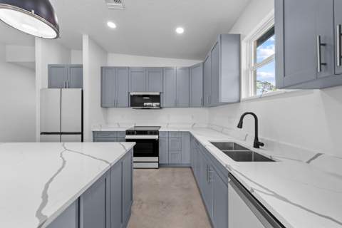 6904 Salerno Road, Fort Pierce FL - photo 13 of 57