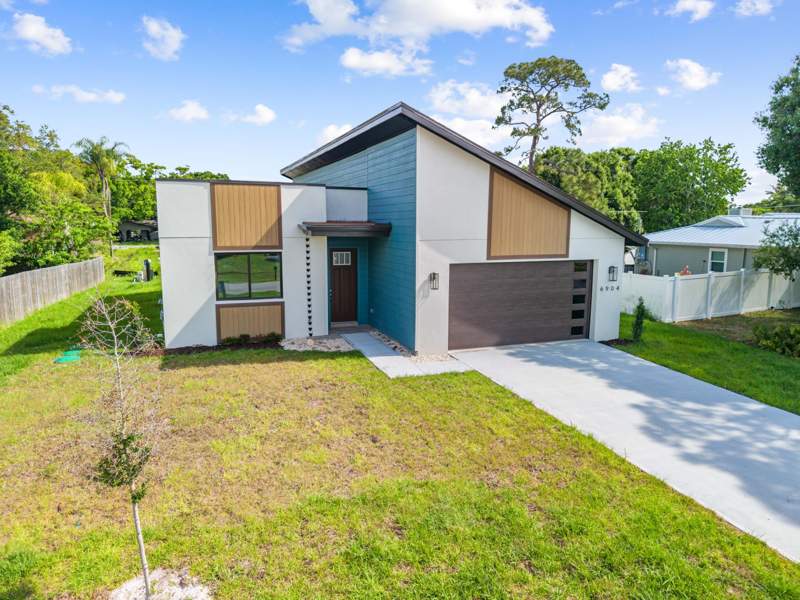 3 bedroom Single Family Residence at 6904 Salerno Road, Lakewood Park, Fort Pierce — photo 2