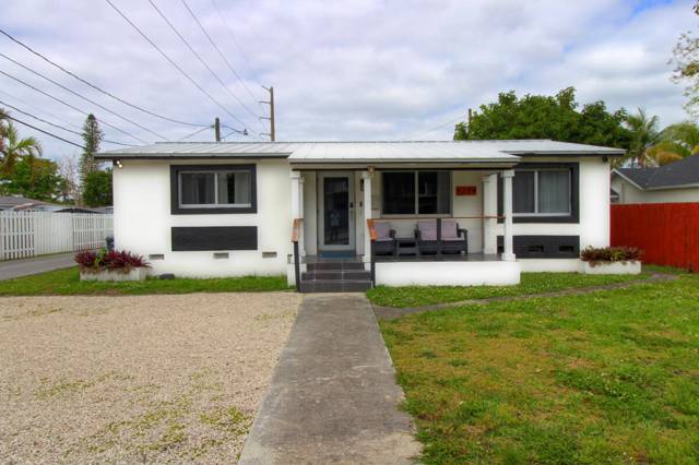 1324 N 24th Avenue
