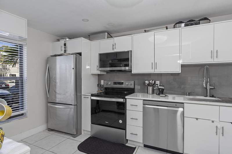 3 bedroom Townhouse at 1177 NW 98th Terrace #132, Westview Condominium No Eight, Pembroke Pines — photo 5