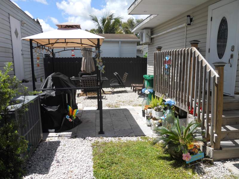 3 bedroom Mobile Home at 4633 SW 73rd Avenue #17, Wimberly Add , Davie — photo 4