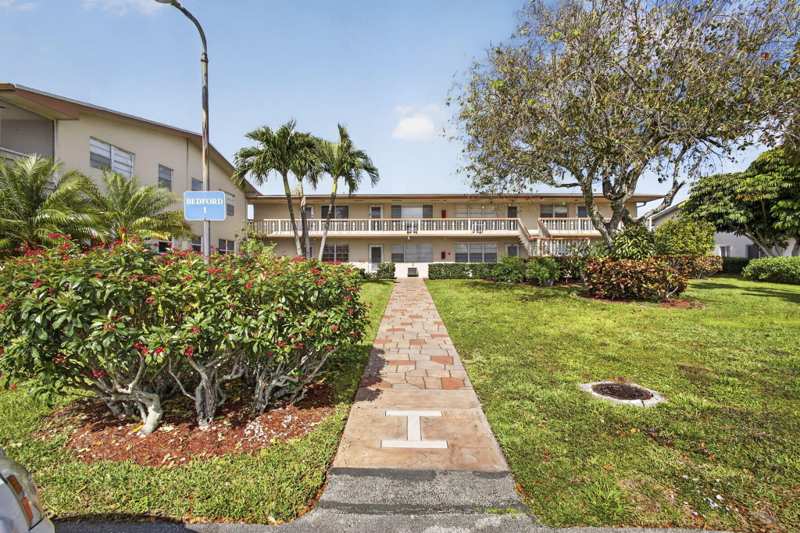 1 bedroom Condominium at 225 Bedford I #225, Bedford Condo, West Palm Beach — photo 1