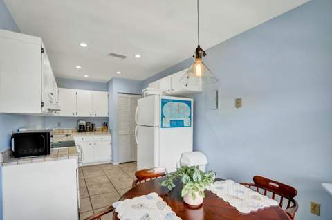 19 Stratford Drive #Unit F, Boynton Beach FL - photo 8 of 64