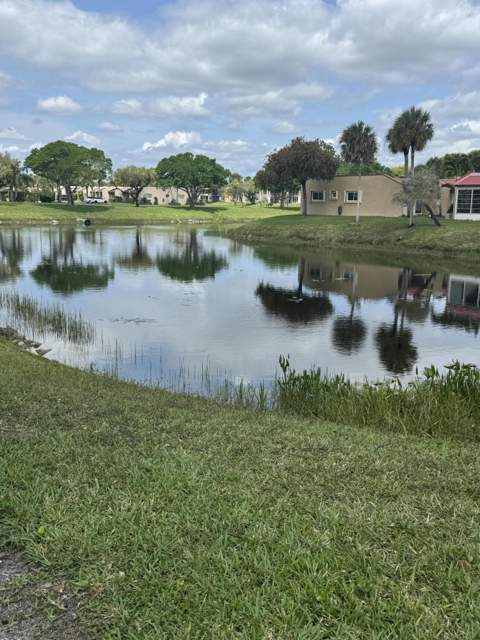 117 Golden River Drive, West Palm Beach FL - photo 9 of 37