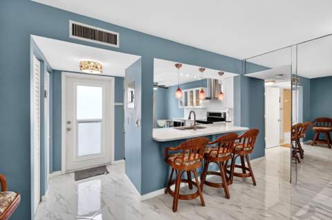 18 Willowbrook Lane #103, Delray Beach FL - photo 9 of 74