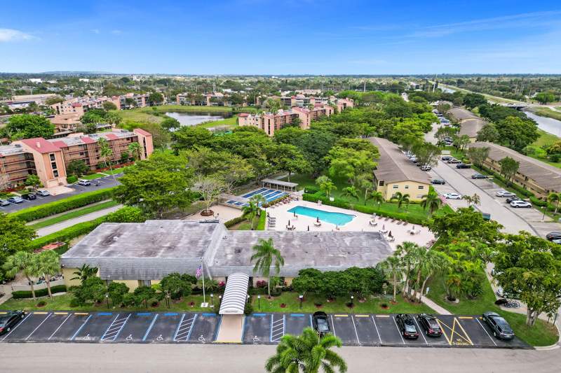 2 bedroom Condominium at 201 NW 76th Avenue #203, Oriole Gardens Three 79 Condo, Margate — photo 3
