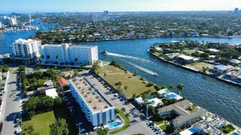 550 Bayshore Drive #104, Fort Lauderdale FL - photo 6 of 39