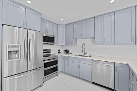 670 SW 29th Avenue, Fort Lauderdale FL - photo 12 of 45