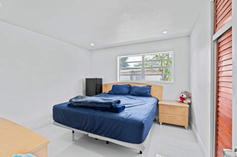 670 SW 29th Avenue, Fort Lauderdale FL - photo 22 of 45