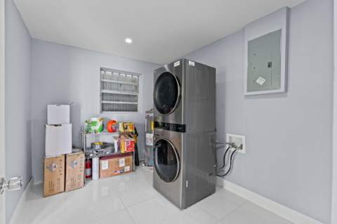 670 SW 29th Avenue, Fort Lauderdale FL - photo 23 of 45