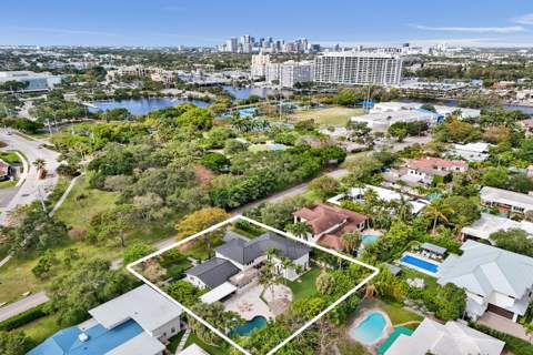 2421 NE 12th Street, Fort Lauderdale FL - photo 16 of 120