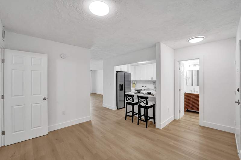 1 bedroom Condominium at 7300 NW 17th Street #305, Omega Condo No 4, Plantation — photo 3