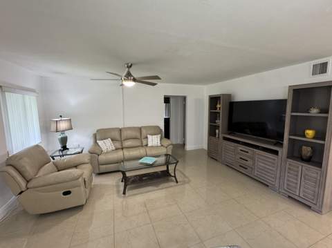5817 La Pinata Boulevard #C-1, Greenacres FL - photo 10 of 19