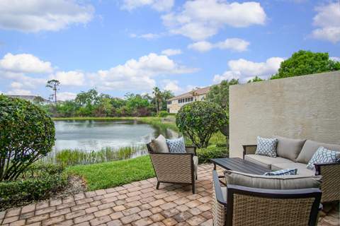 638 SW Glen Crest Way, Stuart FL - photo 13 of 31