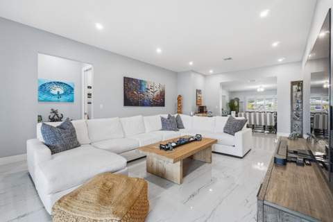 380 SE 5th Avenue, Pompano Beach FL - photo 17 of 71