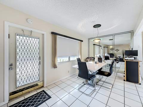 2114 Oakridge V, Deerfield Beach FL - photo 10 of 27