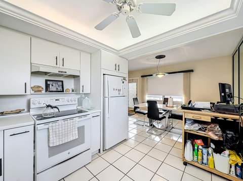 2114 Oakridge V, Deerfield Beach FL - photo 7 of 27
