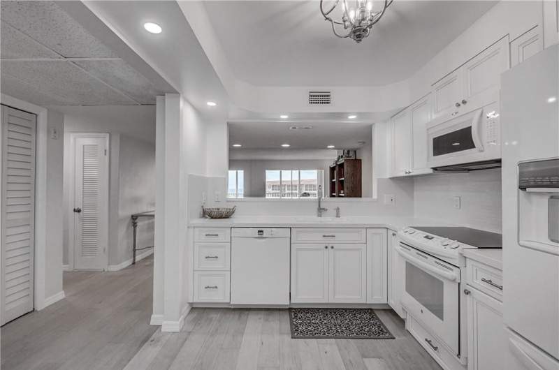 3 bedroom Condominium at 2871 N Ocean Boulevard #C519, San Remo Condo, Boca Raton — photo 3