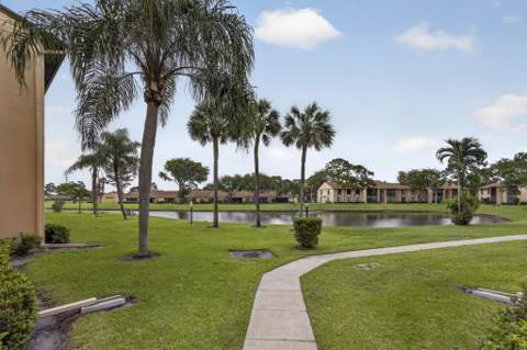 812 Sky Pine Way #G1, Greenacres FL - photo 6 of 54