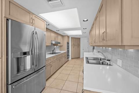 3170 S Ocean Boulevard #305s, Palm Beach FL - photo 11 of 30
