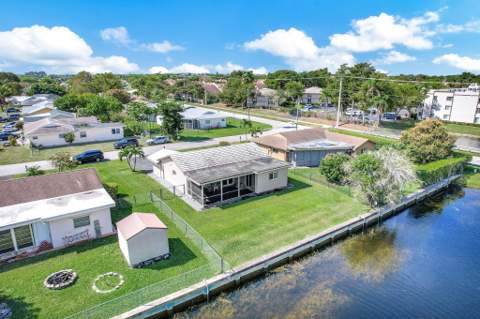 9603 NW 74th Court, Tamarac FL - photo 12 of 55