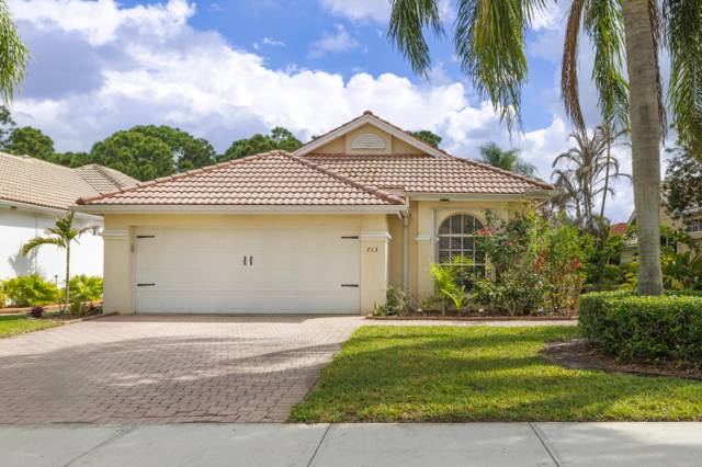 713 SW St Croix Cove