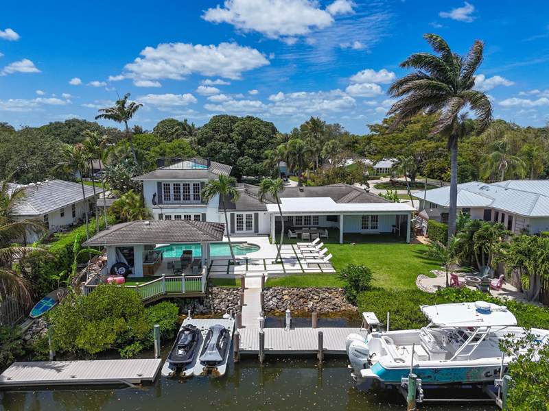4 bedroom Single Family Residence at 938 Turner Quay, RIVERSIDE, Jupiter — photo 1