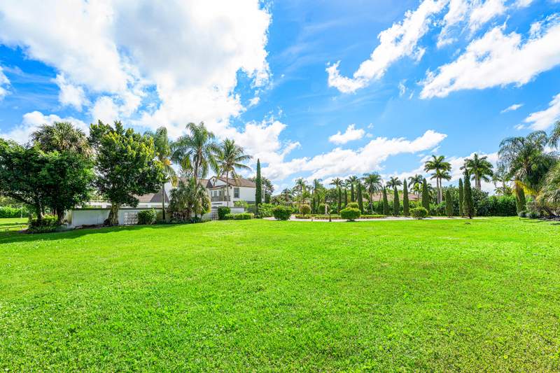 4 bedroom Single Family Residence at 10170 Calumet Lane, Lexington I Of Sherbrooke, Lake Worth — photo 3