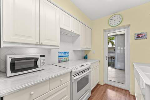 930 Osceola Drive #9, Boca Raton FL - photo 12 of 36