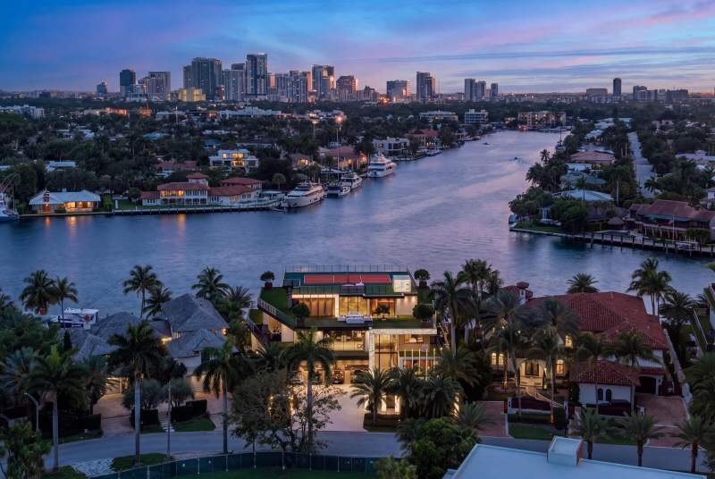 6 bedroom Single Family Residence at 513 Middle River Drive, Sunrise, Fort Lauderdale — photo 3