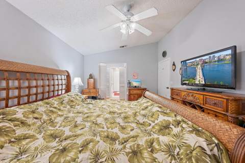 119 Hammocks Drive, Greenacres FL - photo 6 of 36