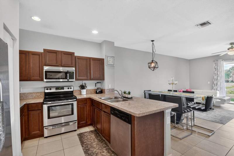 3 bedroom Townhouse at 1186 Paisley Court, Waterville, Lake Worth Beach — photo 5