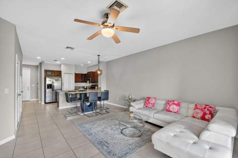 1186 Paisley Court, Lake Worth Beach FL - photo 15 of 33