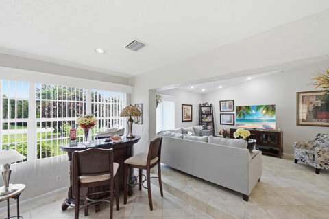 5743 Lakeview Mews Drive, Boynton Beach FL - photo 14 of 51