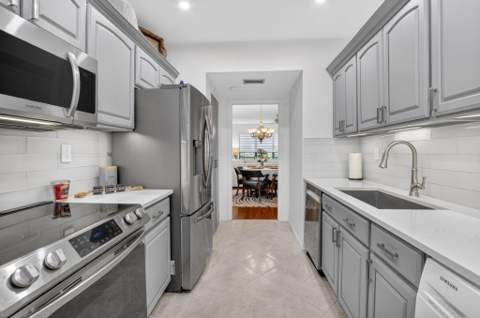 900 Greensward Lane #110-G, Delray Beach FL - photo 10 of 50