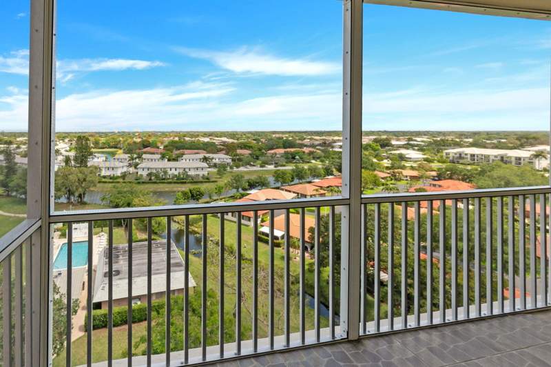 1 bedroom Condominium at 9101 W Sample Road #1004, Briarwood Club Condo 4, Coral Springs — photo 3