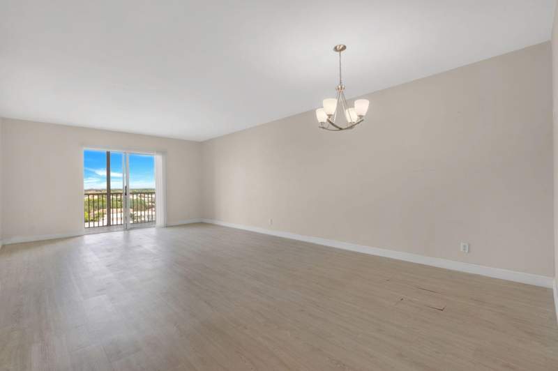 1 bedroom Condominium at 9101 W Sample Road #1004, Briarwood Club Condo 4, Coral Springs — photo 2